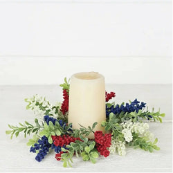 Patriotic Mini Wreath with Boxwood